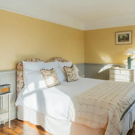 Les Tilleuls 招待所 3*