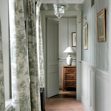 Les Tilleuls 3* 埃特勒塔